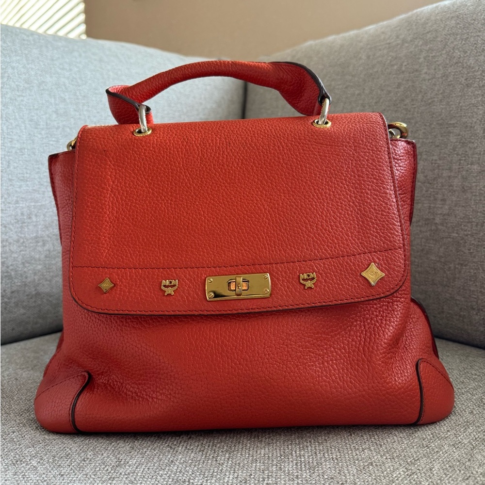 MCM Limited edition two- way bag 🔥